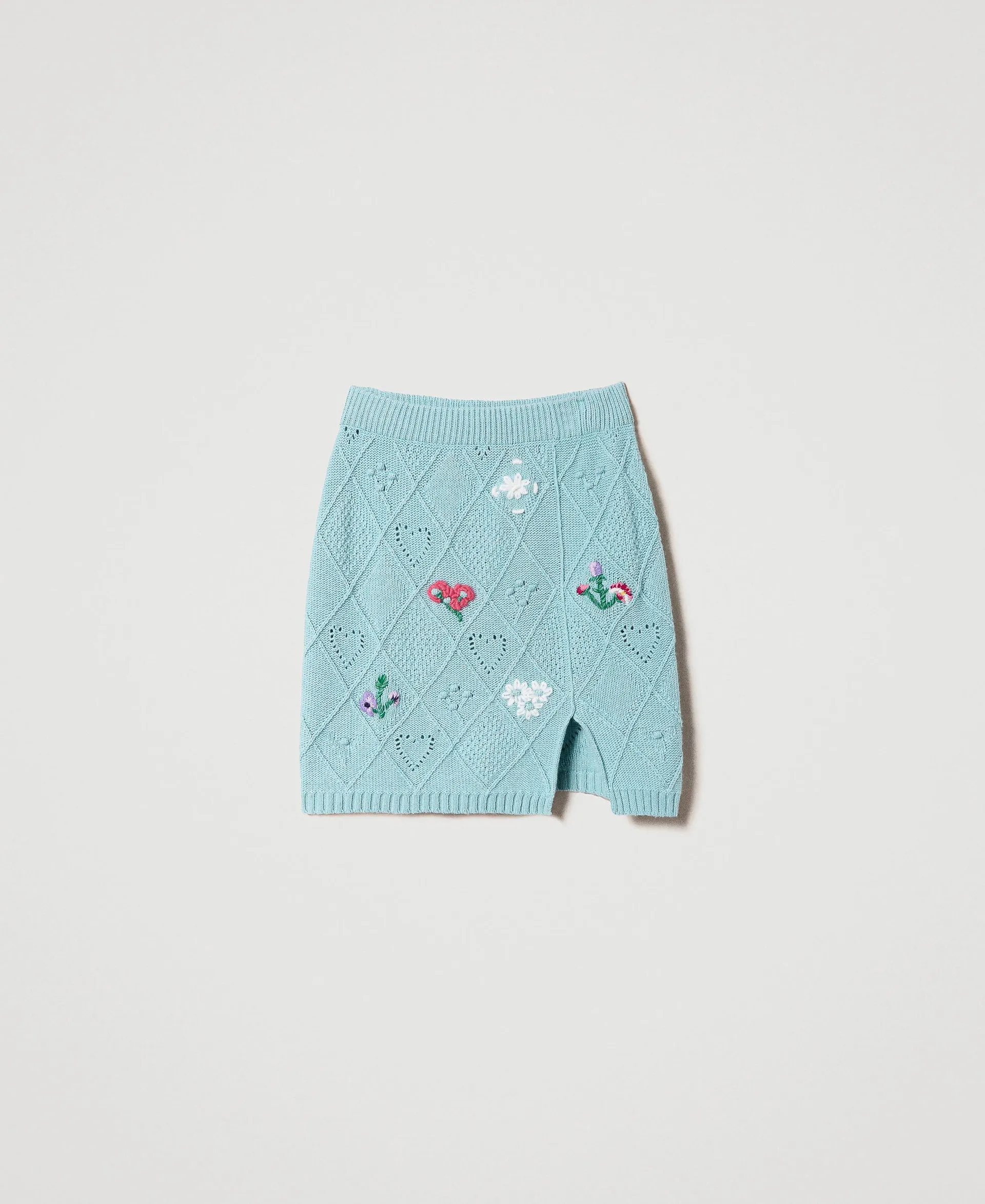 Minifalda con bordados a mano en tejido Treeblend