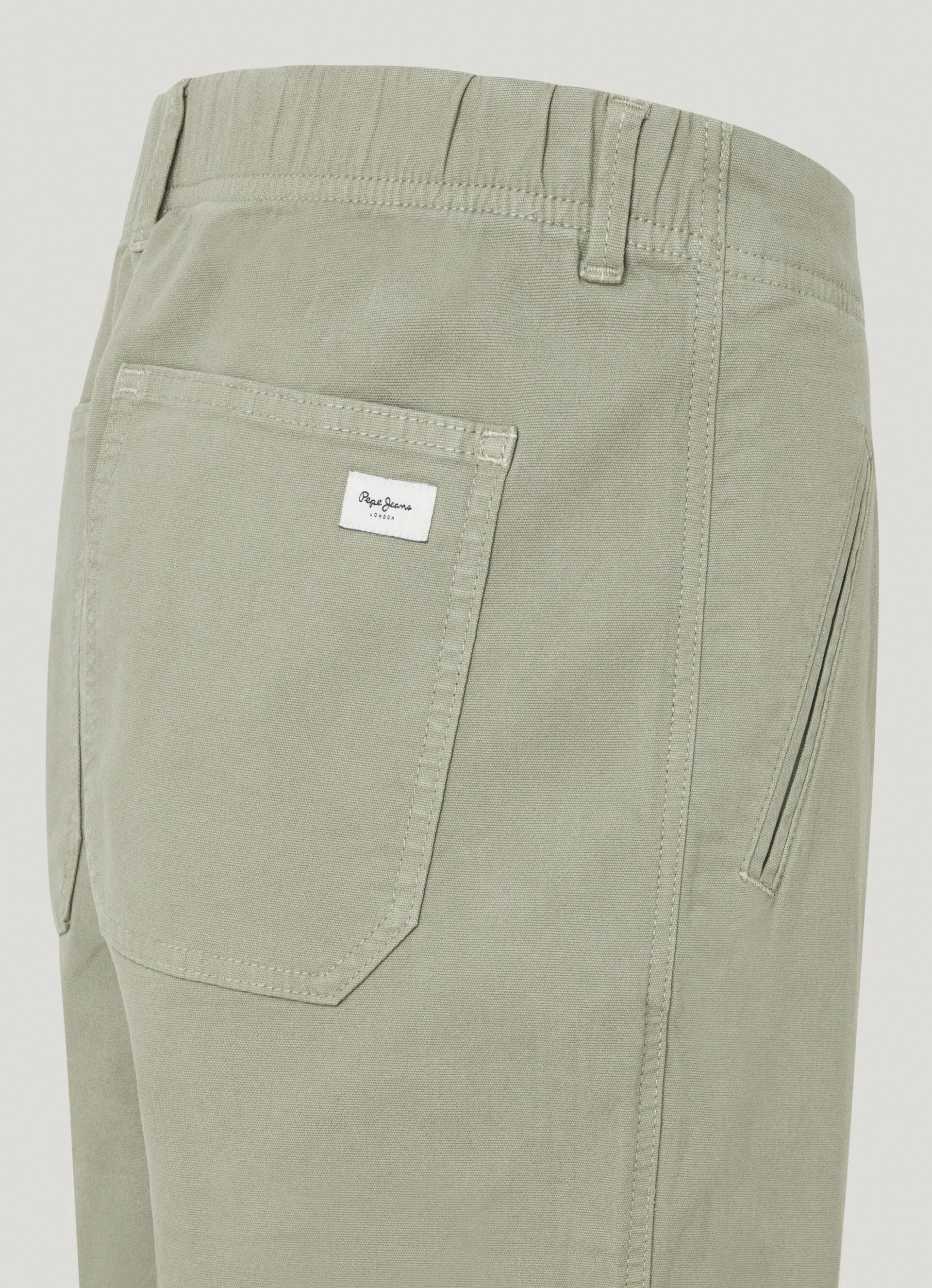 pantalón tejido elástico fit relaxed