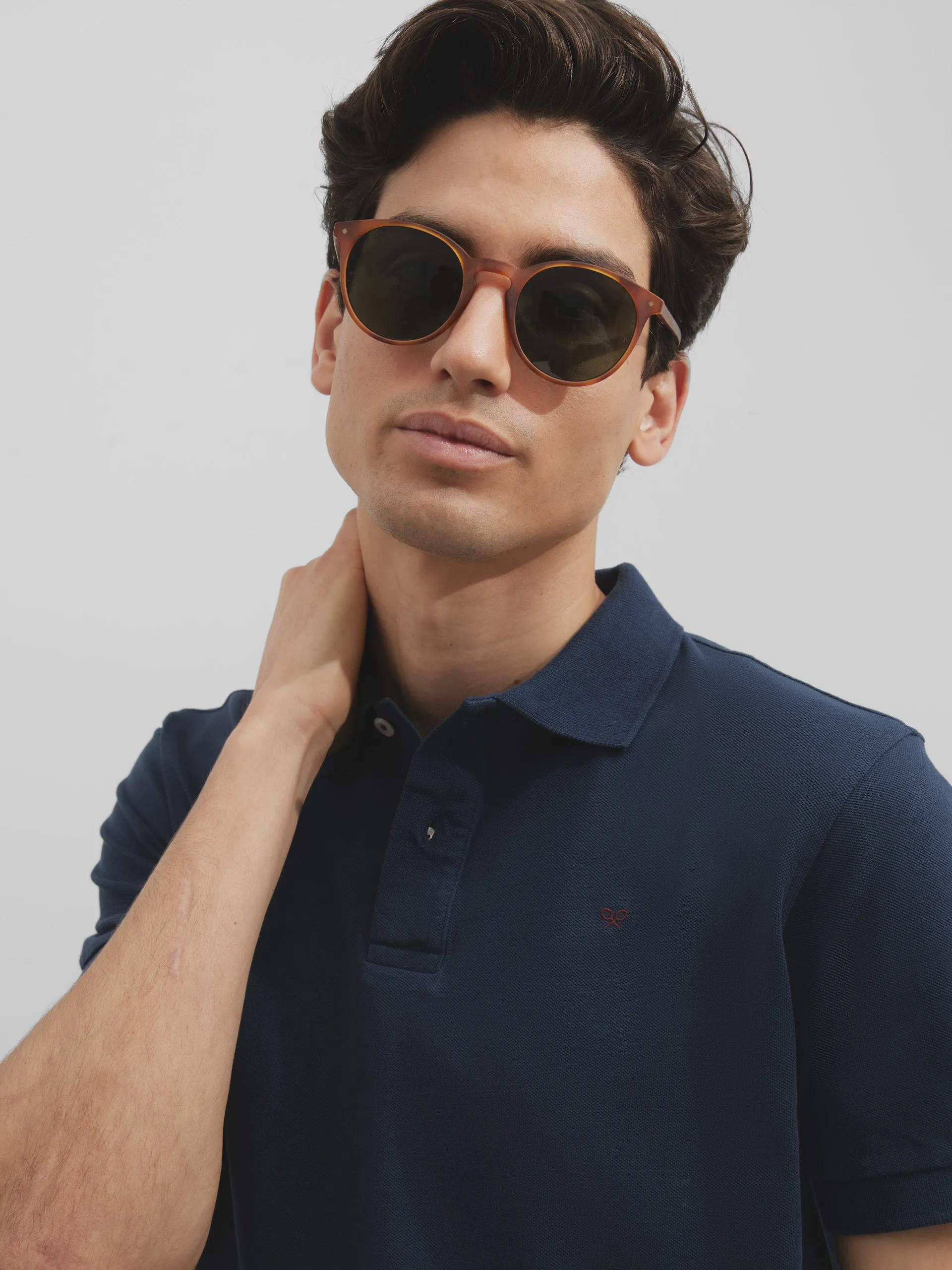 Polo clasico liso azul marino