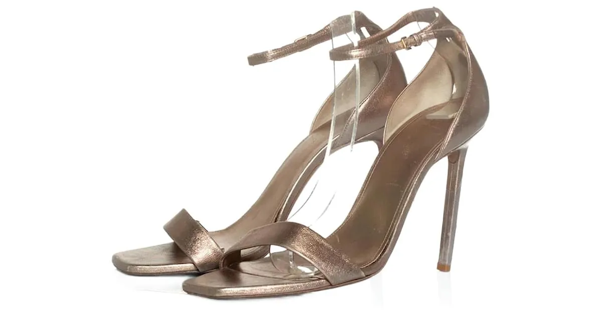 Saint Laurent, Sandalias metálicas Rosa 